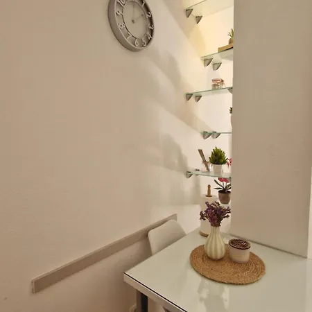 Apartman Zana *