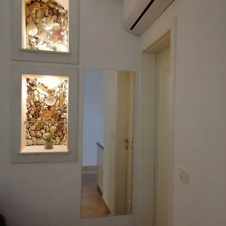 Zana * Gradac (Split-Dalmatia)